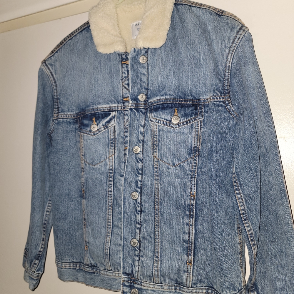 Old Navy Cream Sherpa Jacket